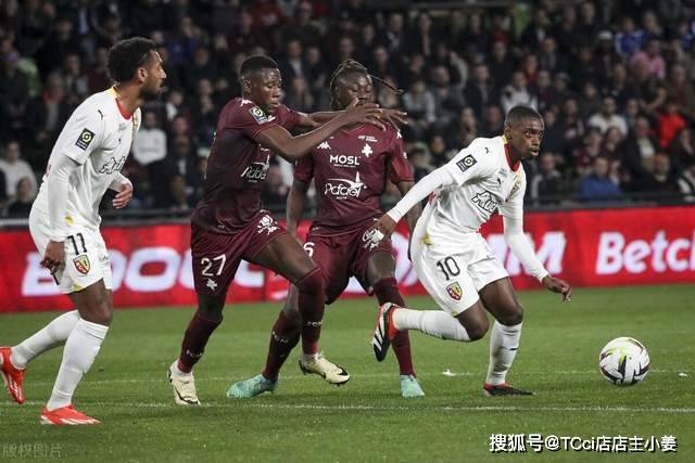 2026年匹克球巡回赛西宁站比赛打响